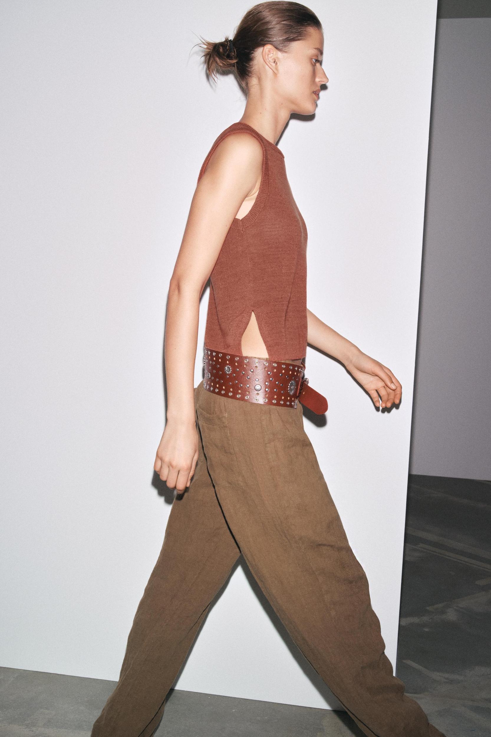 LINEN KNIT VEST TOP Product Image