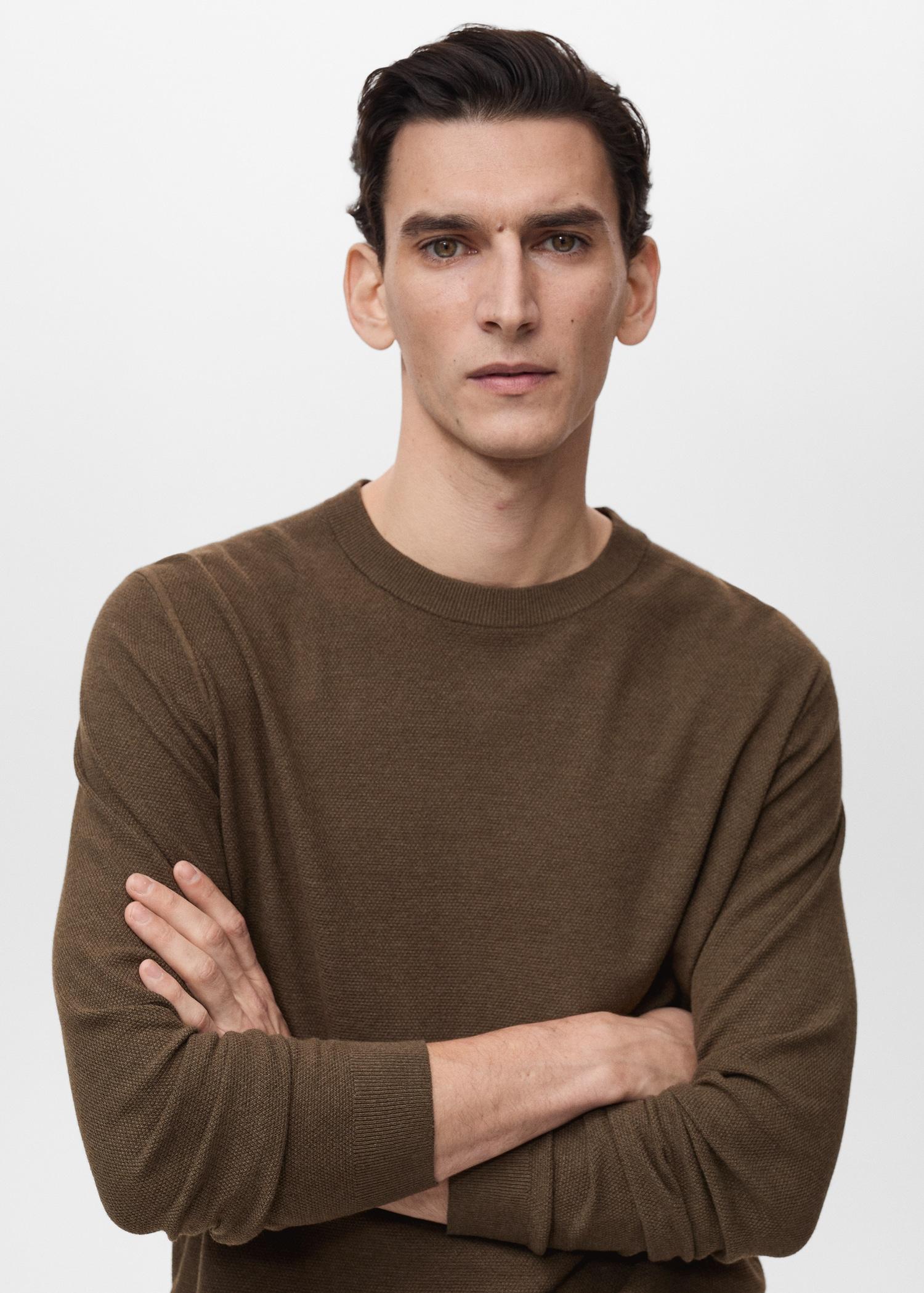 Fine-knit sweater - Men | MANGO USA Product Image