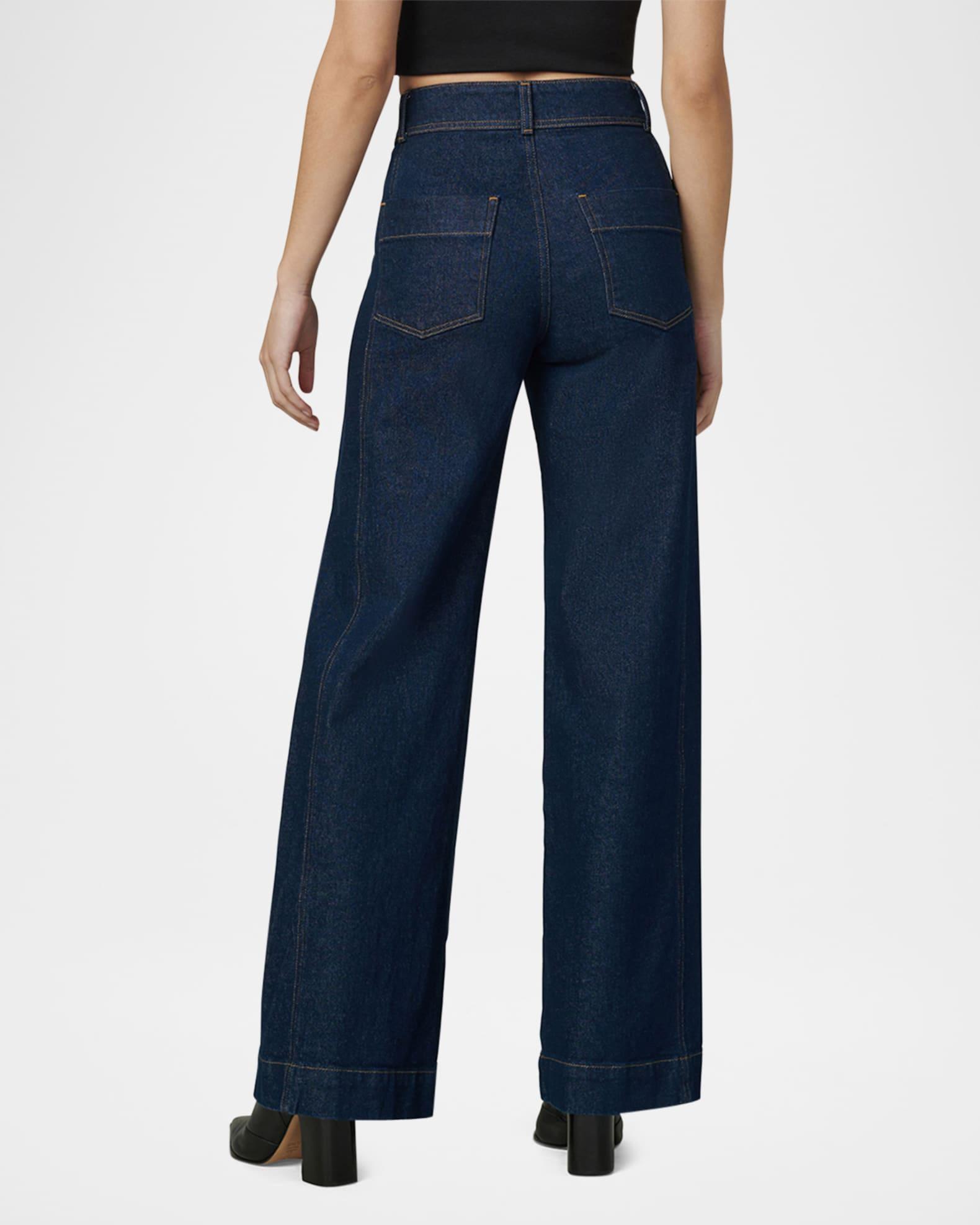 Juniors' Zodiac Aquarius Sign Logo Muscle Tank Top, Girl's,  Product Image