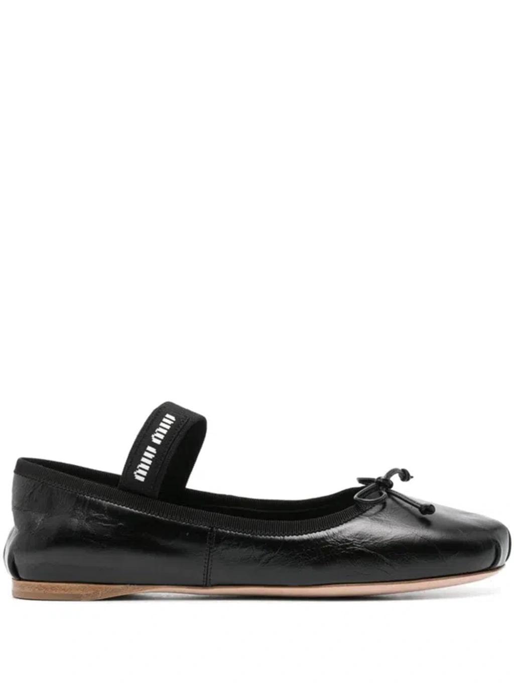 logo-strap ballerina shoes Product Image