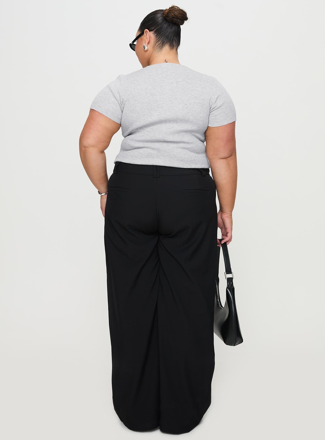 Sallon Low Rise Pants Black Product Image