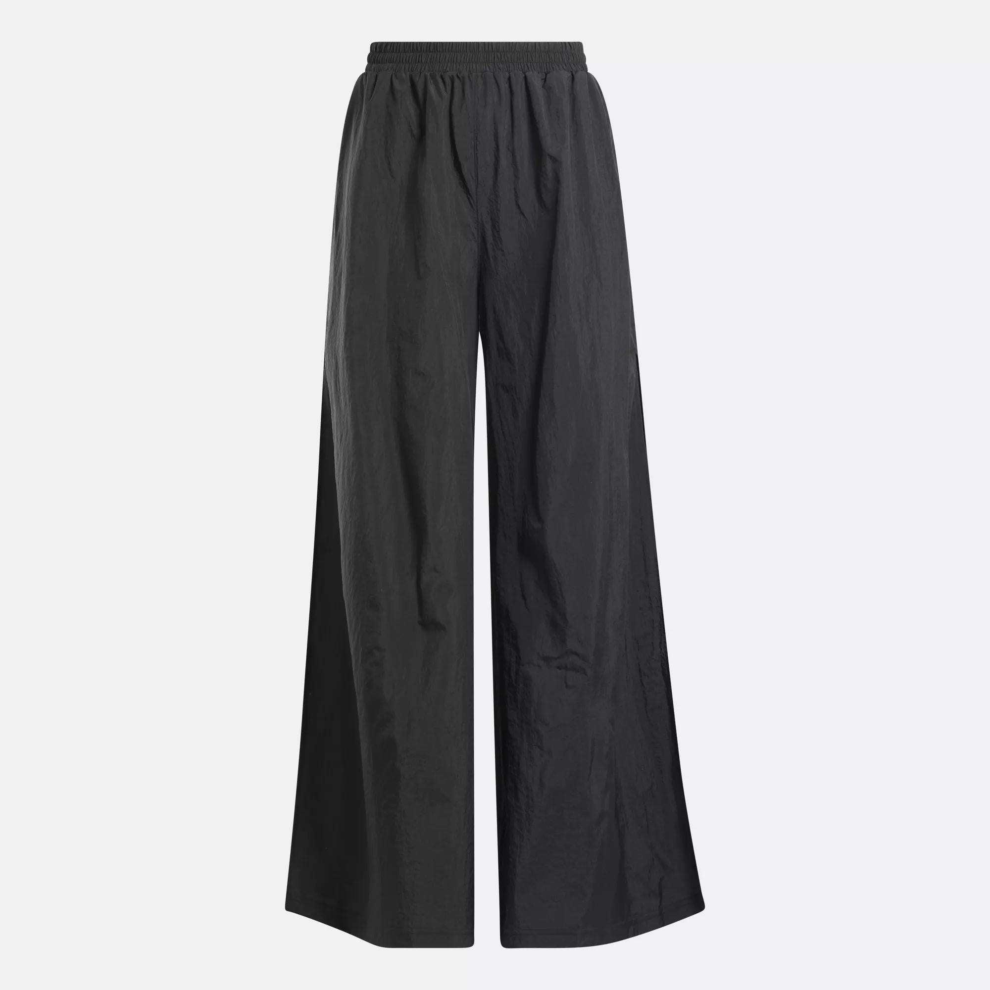 Women's Classics Volume Pants Female Product Image