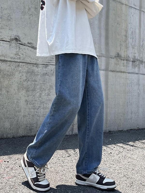 Men's Basic Wash Straight Leg Jeans Product Image