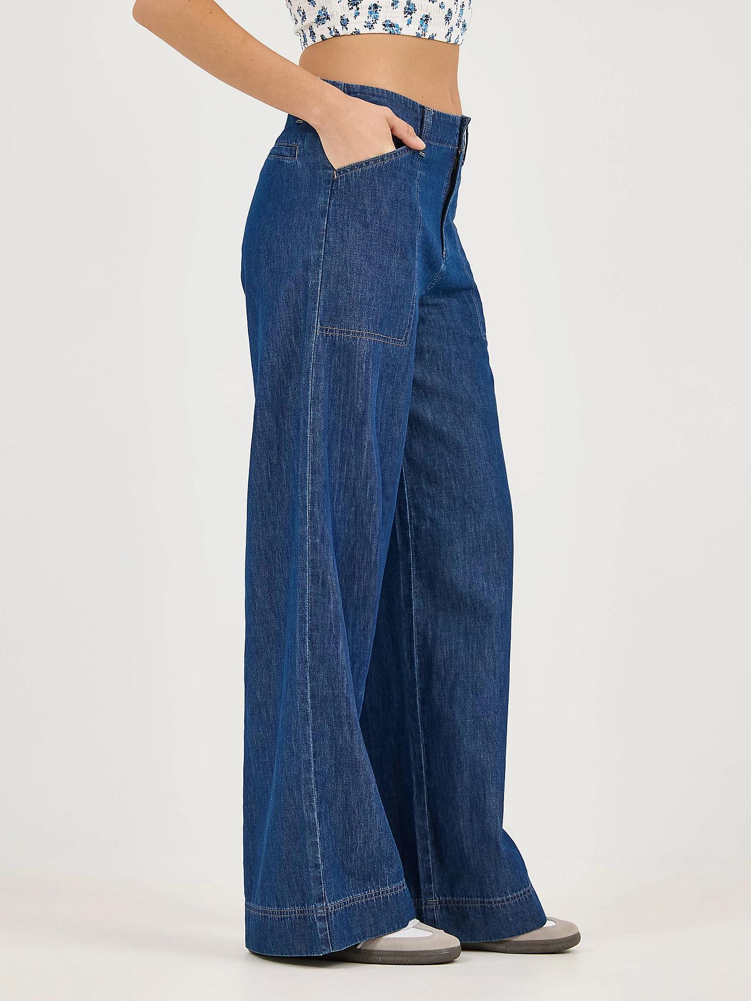 Women's Legendary High Rise Drapey Trouser Jean | Women's Jeans | Lee® Product Image