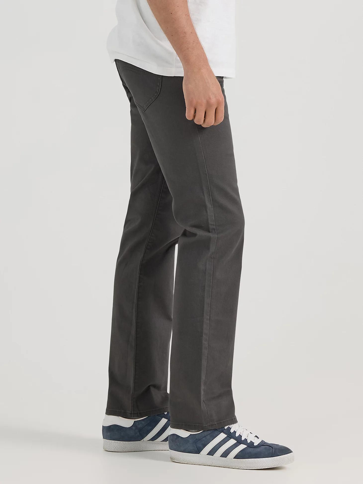 Men's Extreme Motion Regular Straight Twill Jean | Men's Jeans | Lee® Product Image