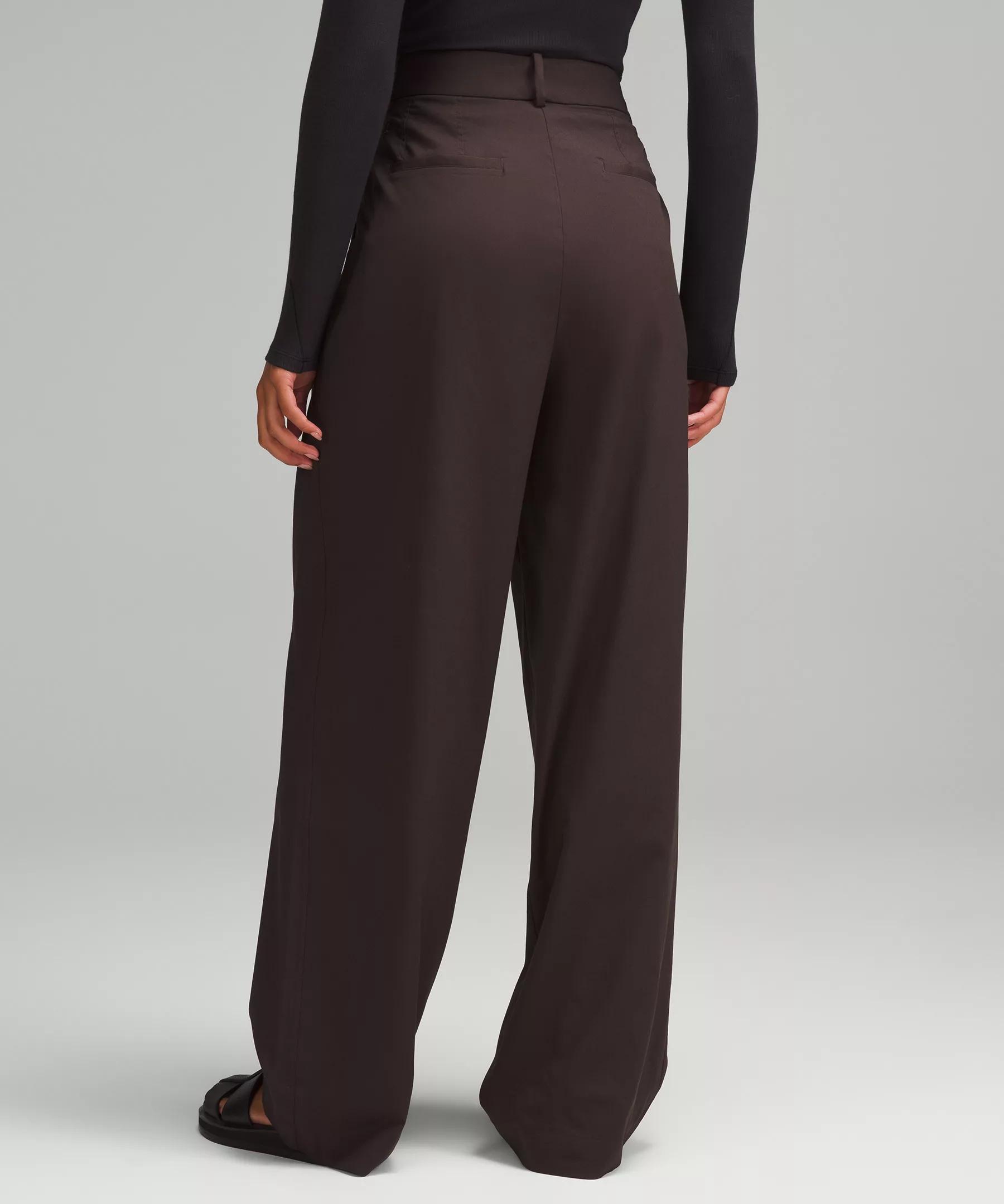 Pleat-Front High-Rise Trouser *Regular Product Image