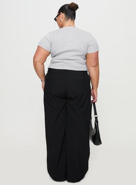 Sallon Low Rise Pants Black Product Image