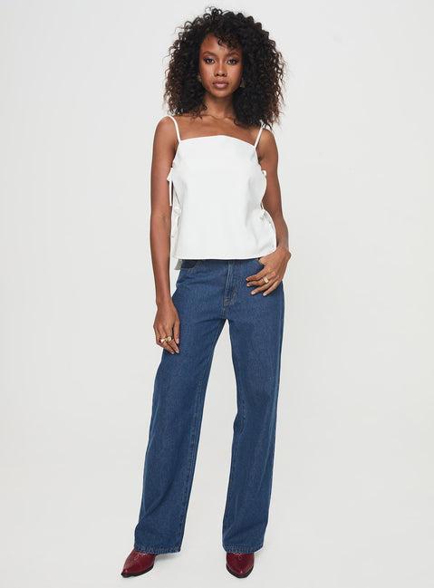 Novalie Top White Product Image