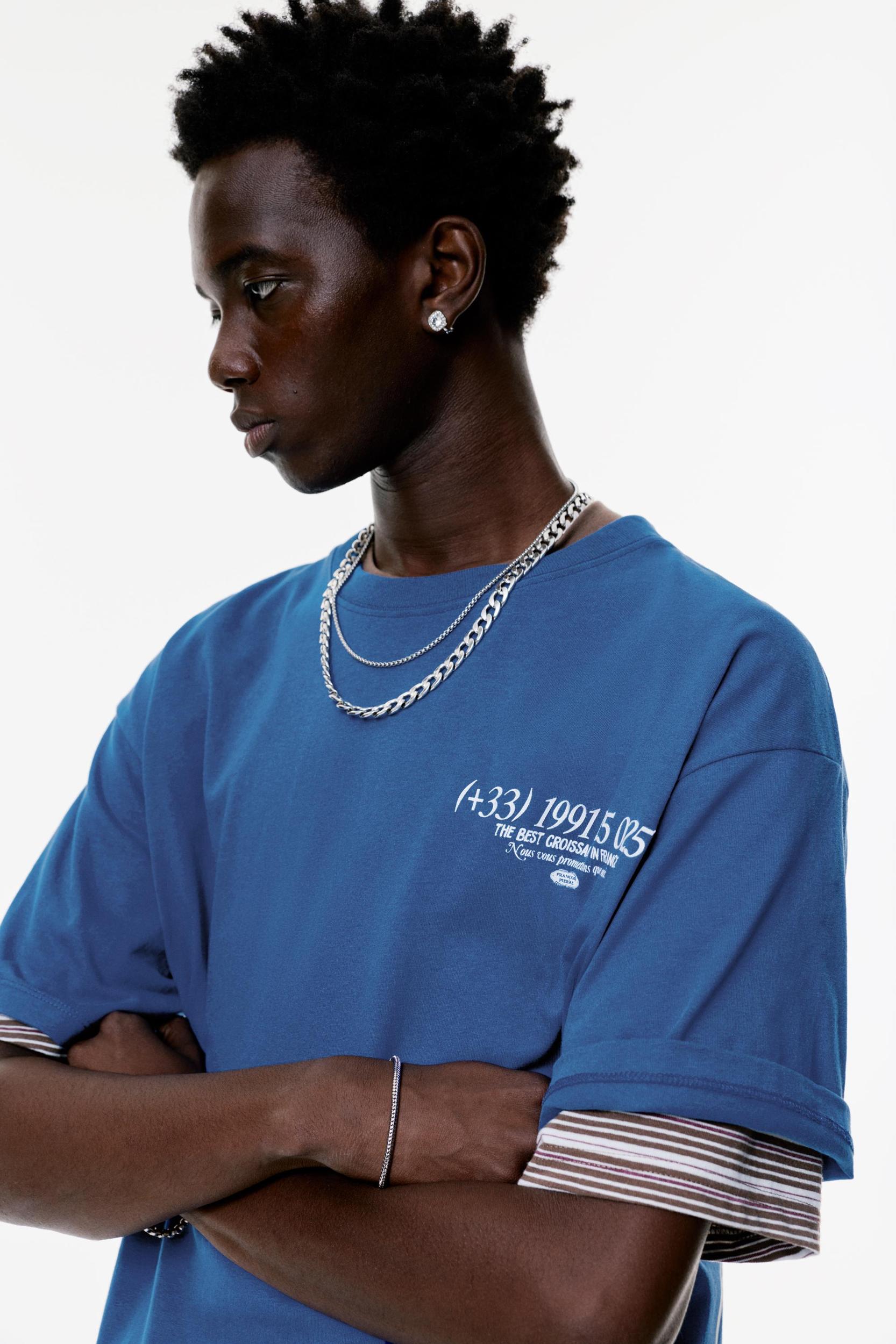 Macarons Paris T-shirt Product Image