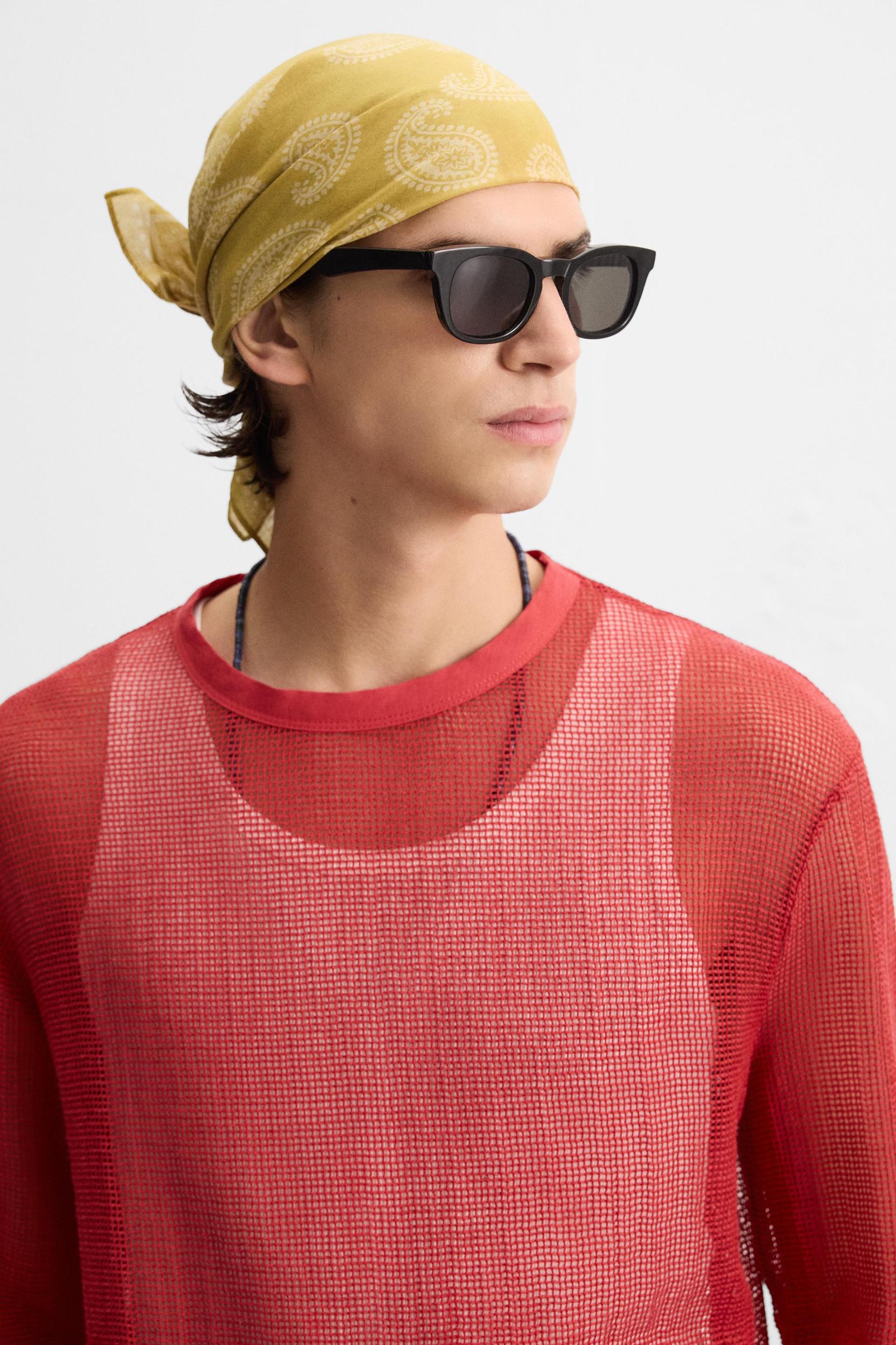 OPEN KNIT T-SHIRT Product Image