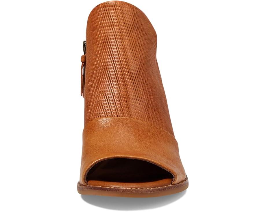 Women's Sofft Molly Product Image