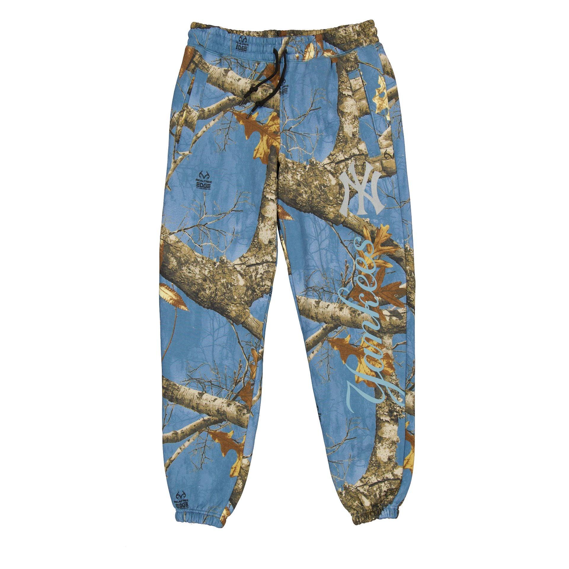 Atlanta Braves Realtree Sweatpants Male Product Image