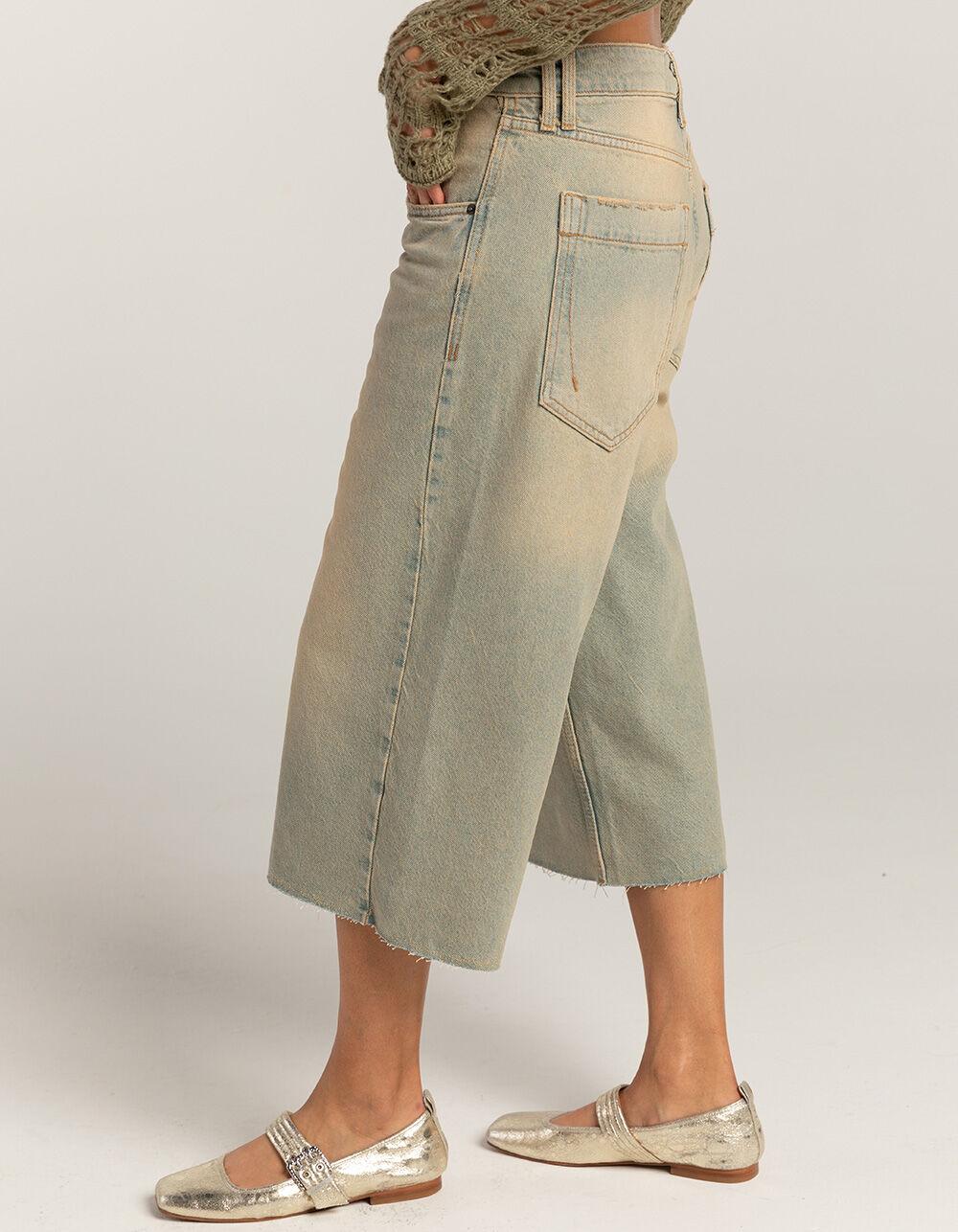 BDG Urban Outfitters Jaya Bleached Cut-Off Cropped Womens Jorts - VINTAGE BLAST Product Image
