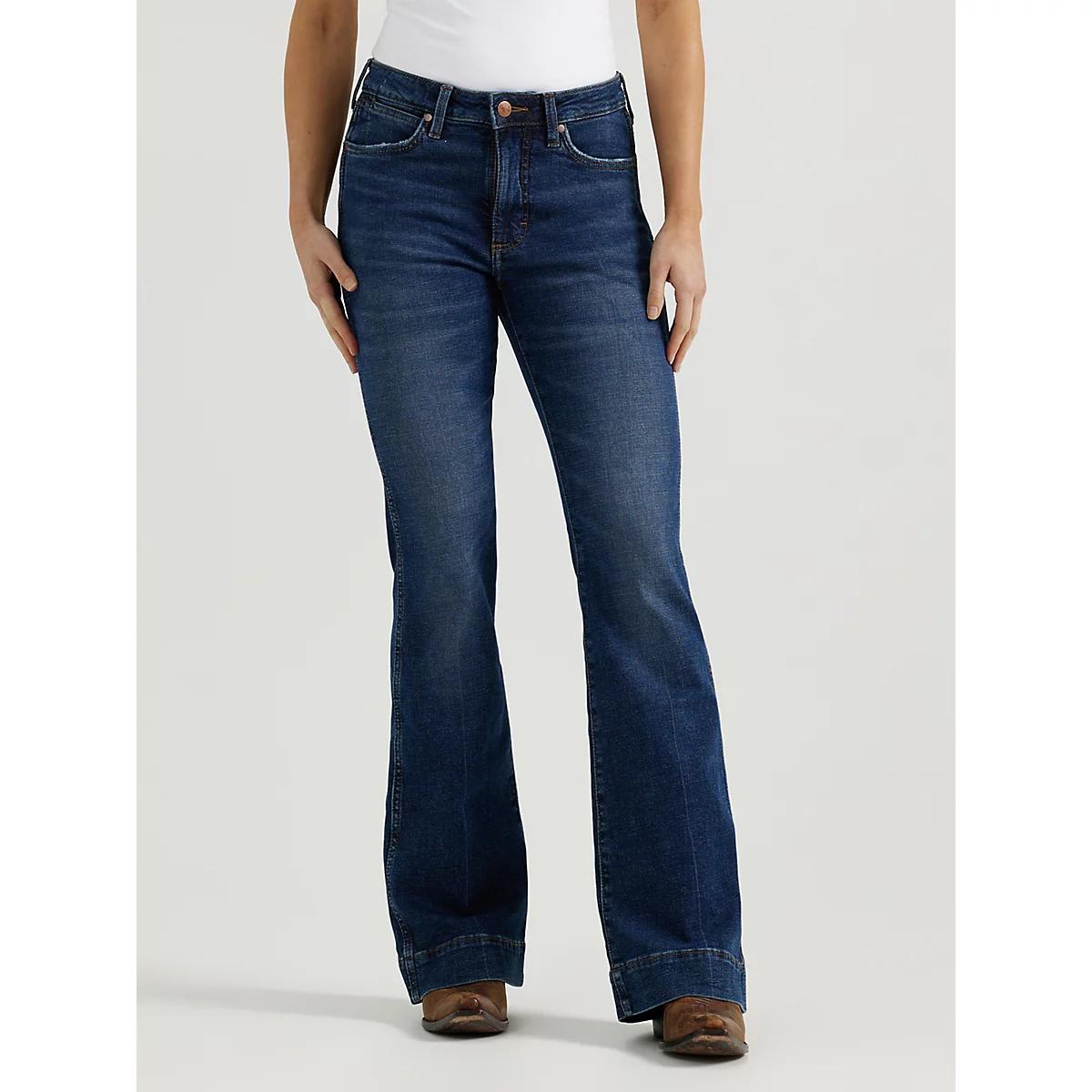 Women's Wrangler Retro® Bailey High Rise Trouser Jean in Sara Product Image