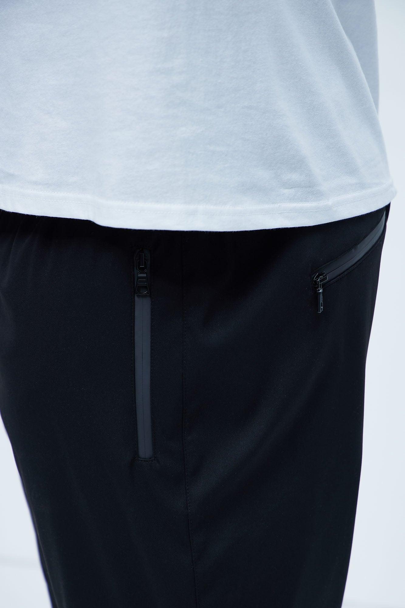 Alwin Zip Tech Pants - Black Product Image