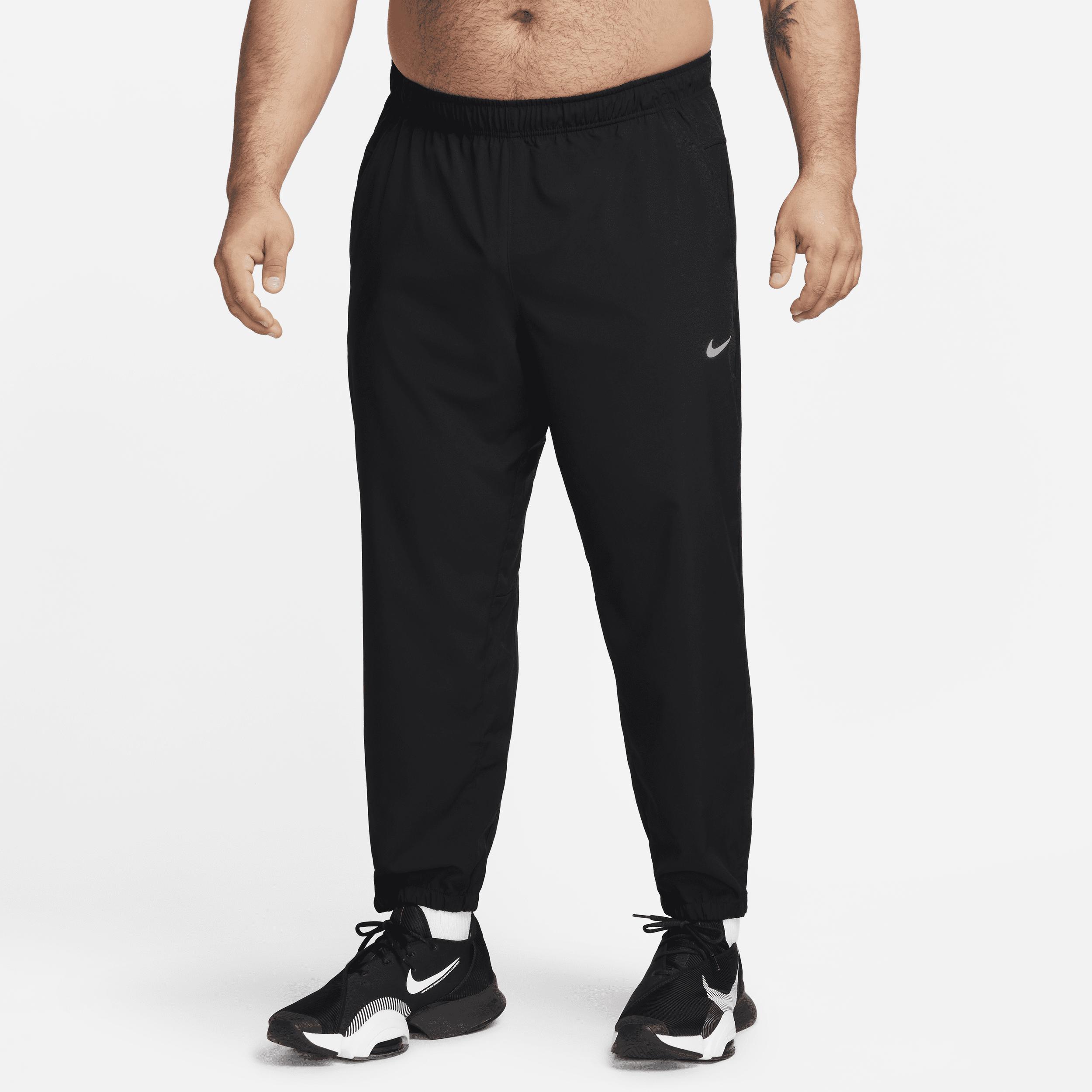 Men's Nike Form Dri-FIT Tapered Versatile Pants,  Product Image