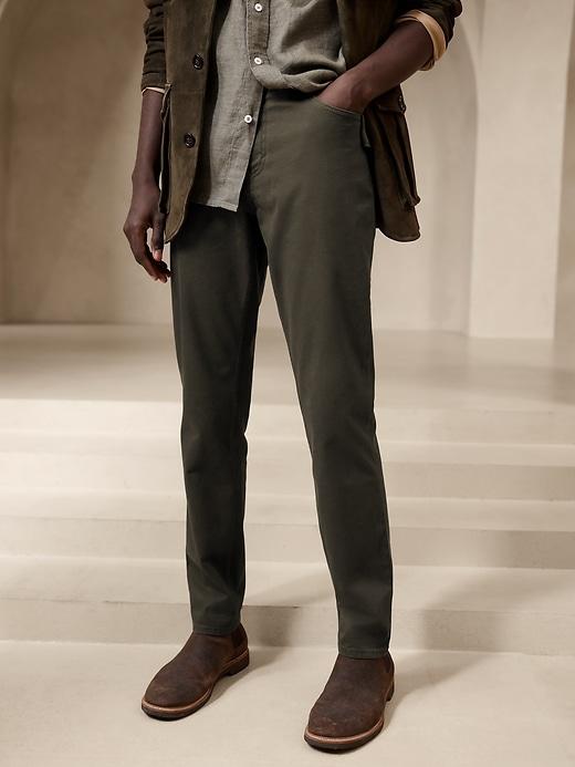 Slim Traveler Pant 2.0 Product Image