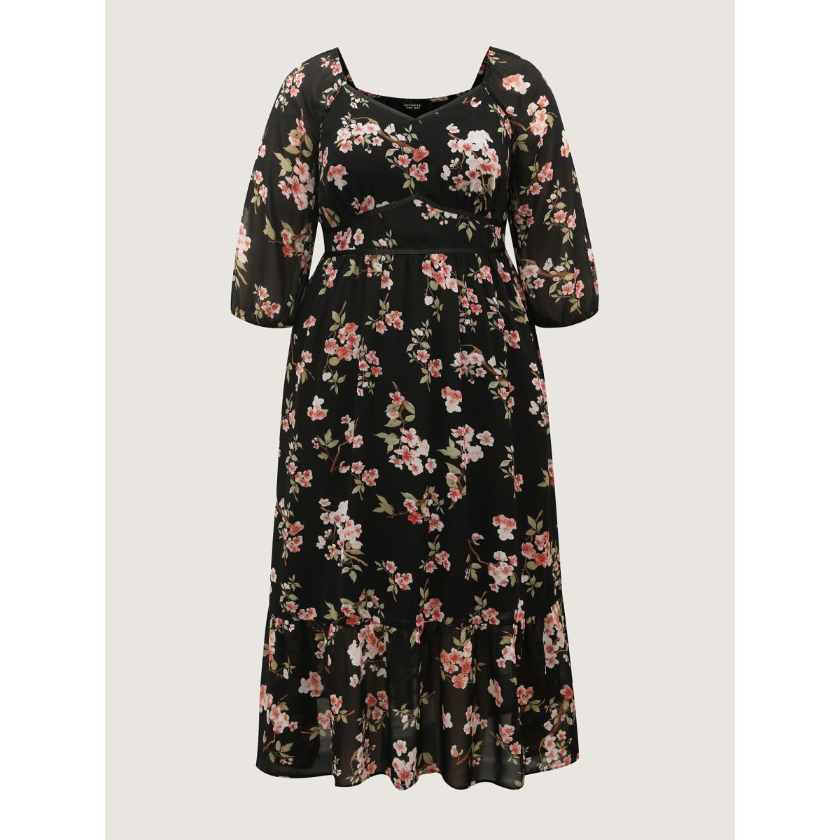 Plus Size Chiffon Floral Triangular Waist Cinched Maxi Dress Black Women Romantic Woven ribbon&lace trim Heart neckline Elbow-length sleeve Curvy BloomChic 10/M Product Image