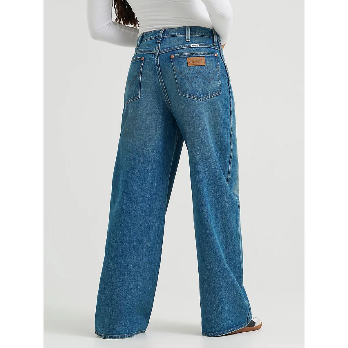 Women's Low Rise Baggy Jean in Ace Product Image