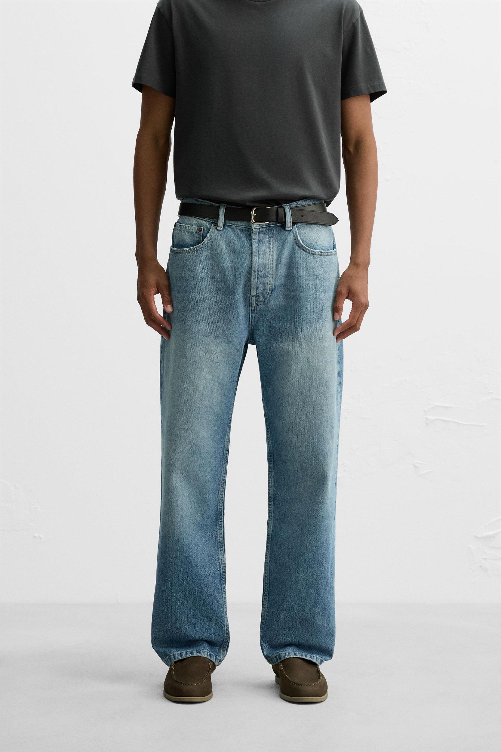 STRAIGHT ANKLE FIT JEANS Product Image