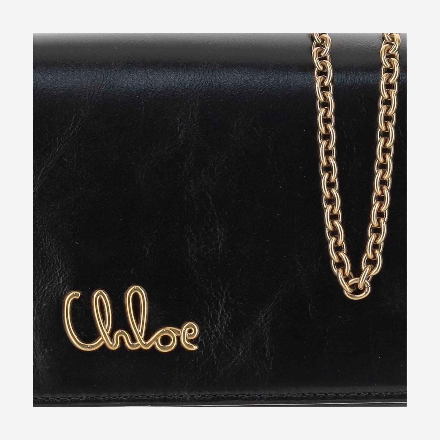 CHLOÉ Iconic Flap Wallet On Chain In Shiny Calfskin In Black Product Image