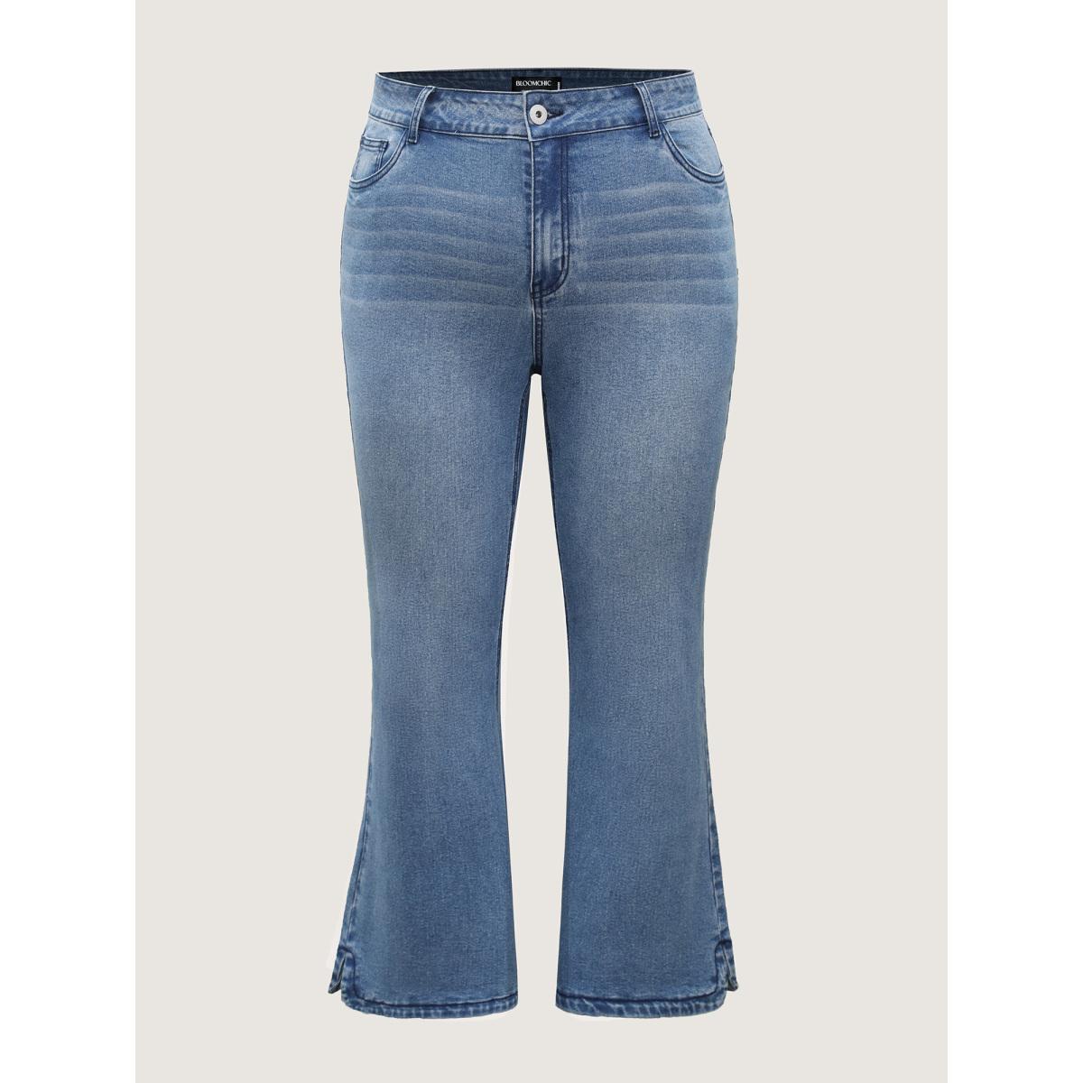 Plus Size Stretch Butt-Lifting Flare Jeans Women Denimblue Timeless High stretch Slanted pocket Jeans BloomChic 22/3X Product Image