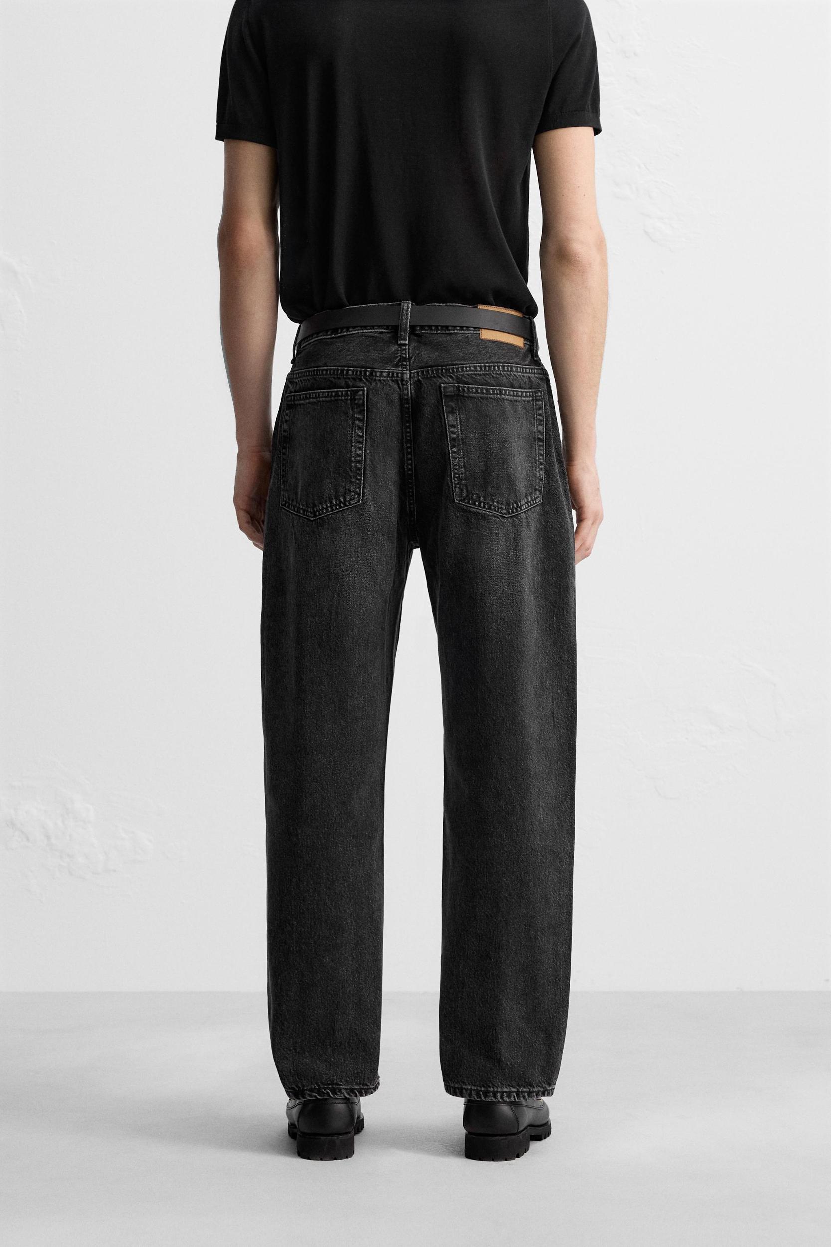 STRAIGHT FIT JEANS Product Image
