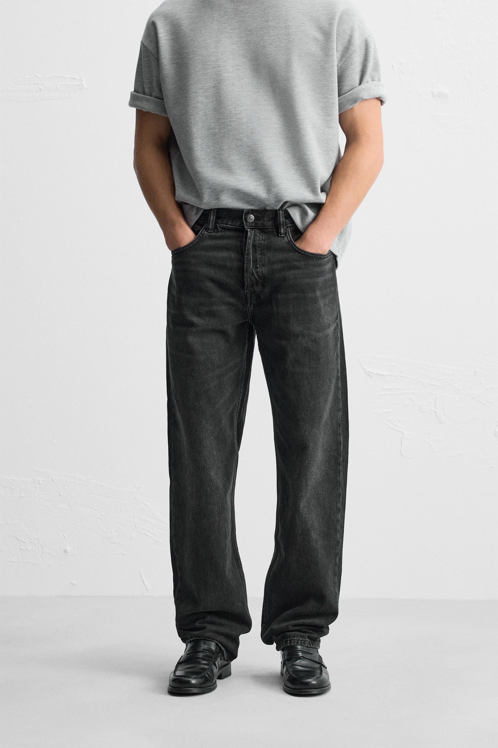 STRAIGHT FIT JEANS Product Image