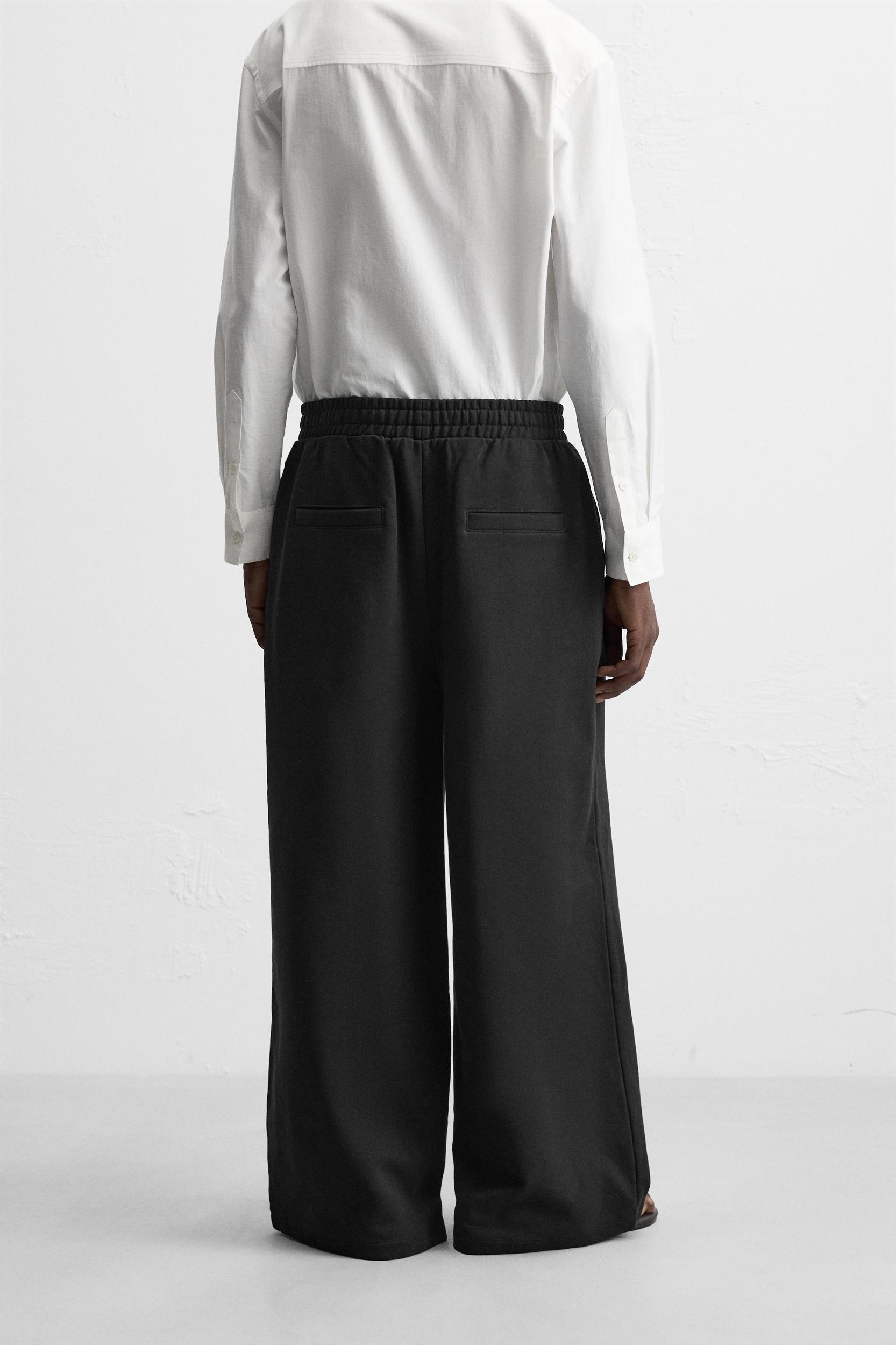 OVERSIZED JOGGER PANTS Product Image