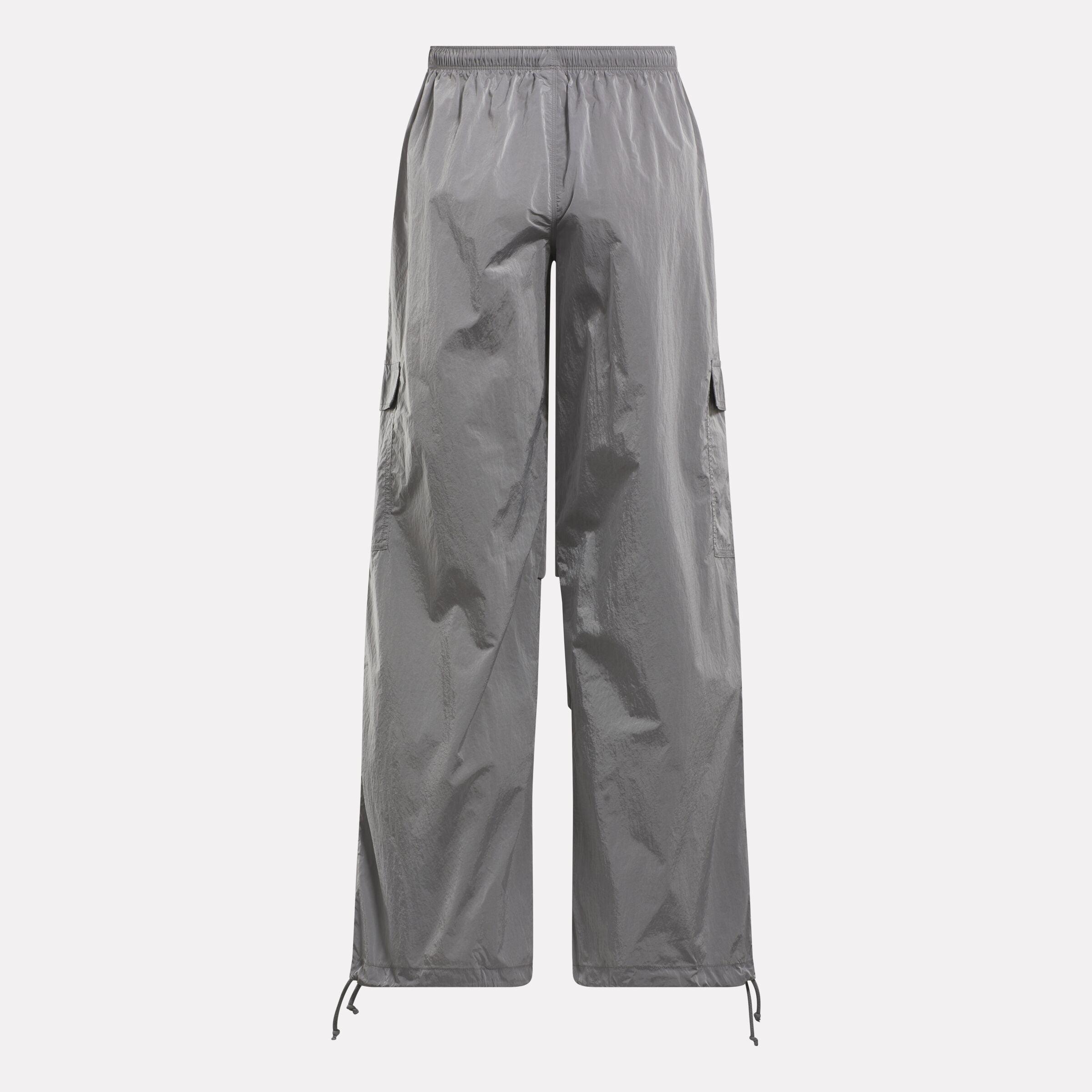 Women's Studio Style Cargo Pants Female Product Image