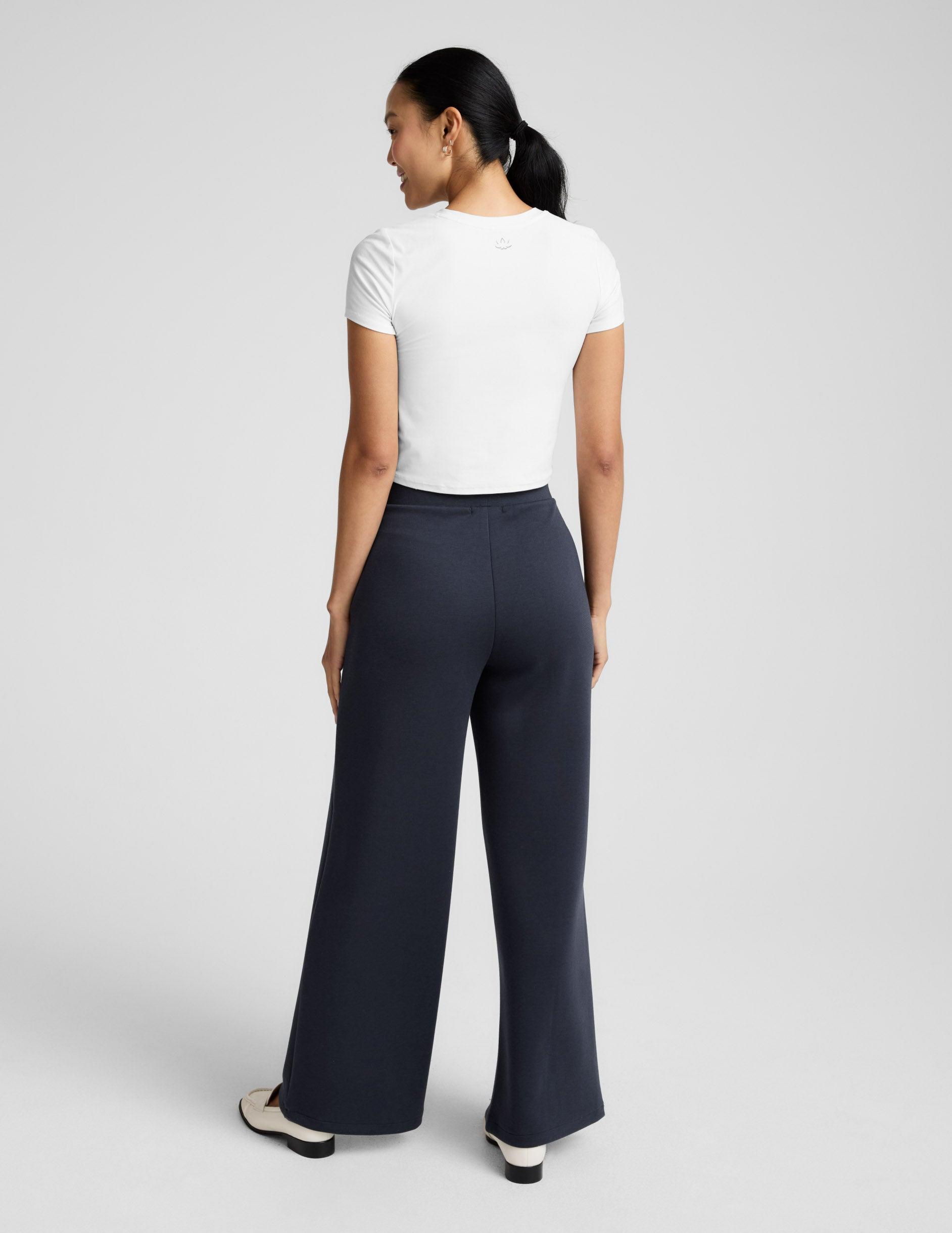SoftSpring Wide Leg Pant 31" Product Image