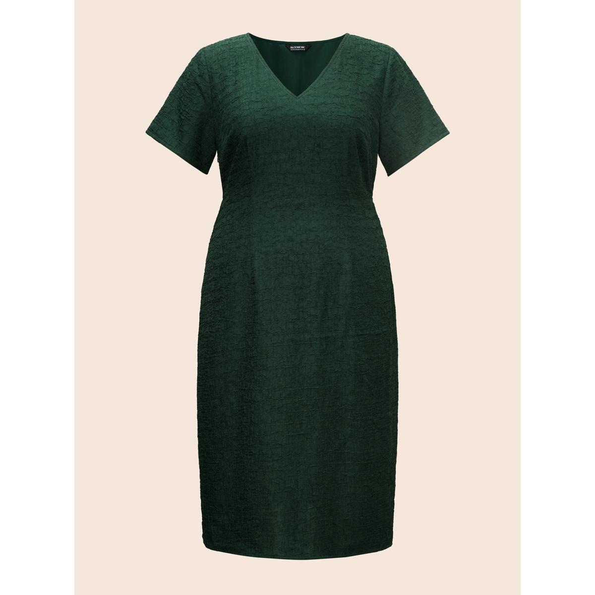 Plus Size Texture Gathered Split Hem Dress DarkGreen Women Elegant Texture V-neck Short sleeve Curvy BloomChic 30/6X Product Image