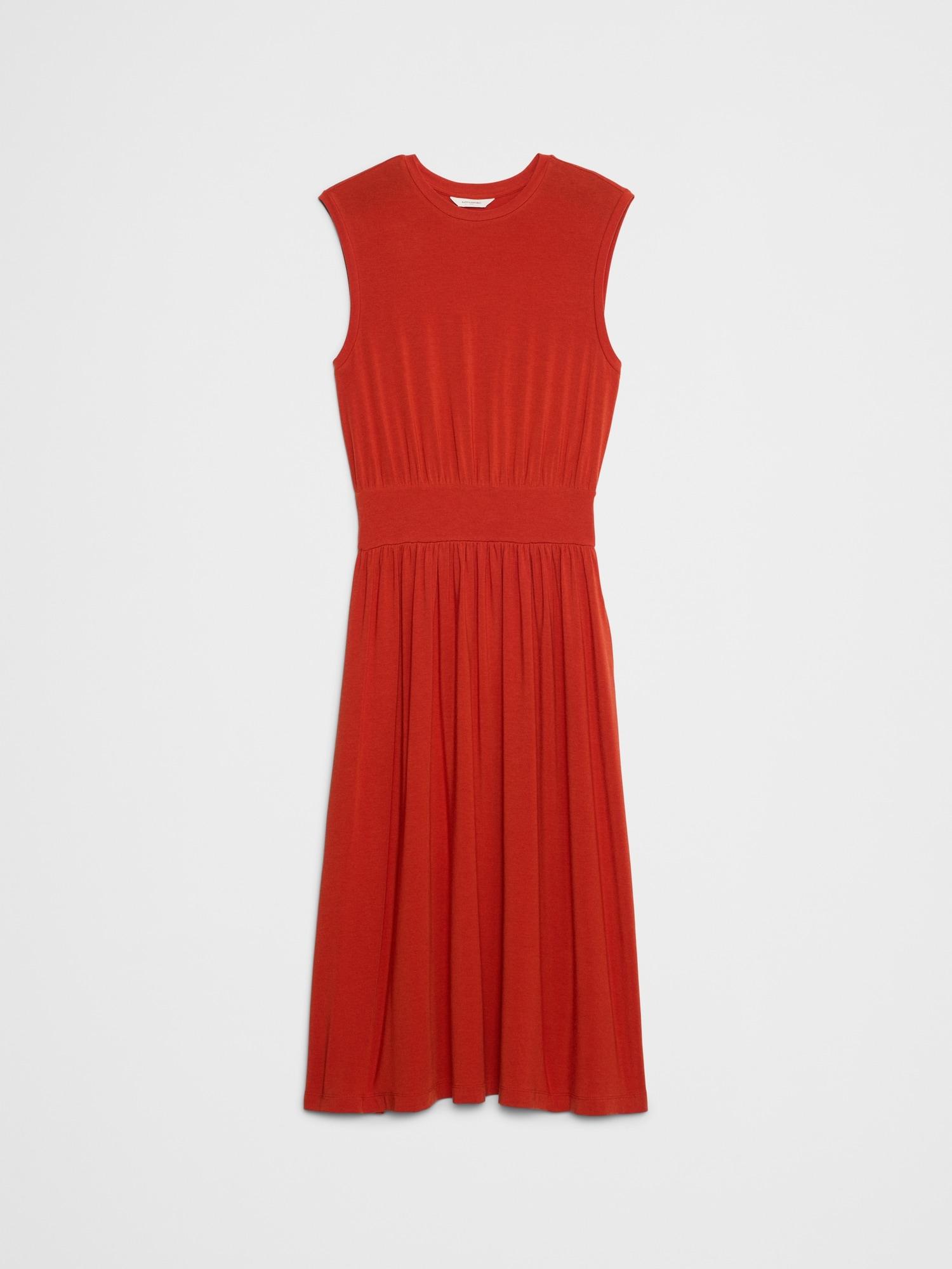 Knit Banded-Waist Midi Dress Product Image