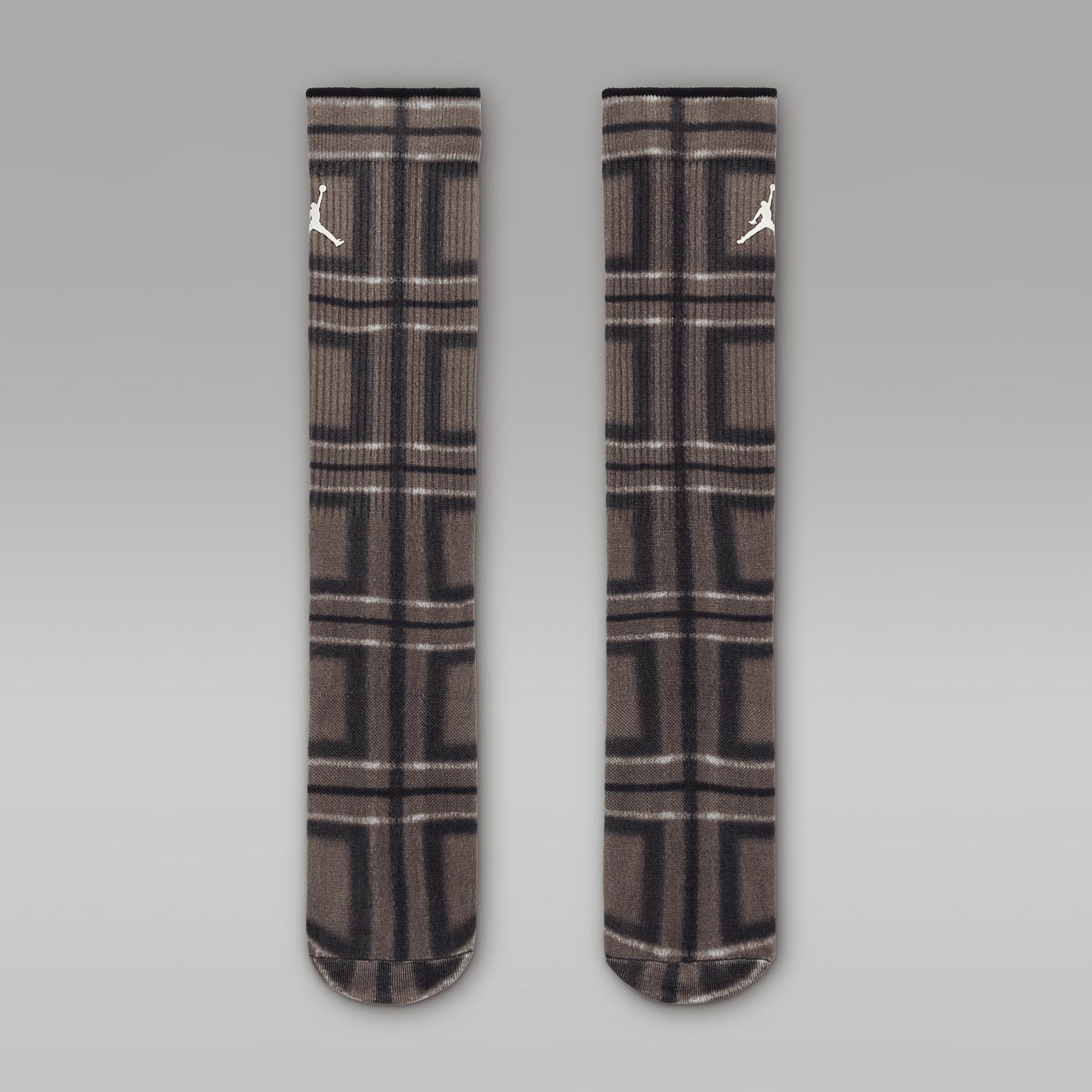 Jordan Everyday Essentials Holiday Crew Socks (1 Pair) Product Image