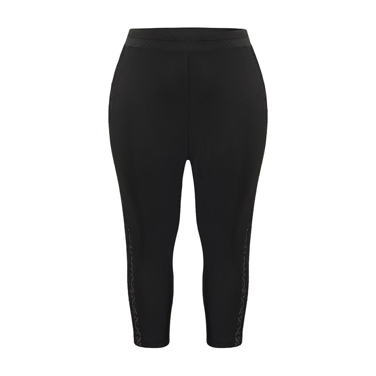 Plus Size Solid Crochet Lace High Rise Cropped Leggings Women Black Elegant High stretch Bodycon High Rise Dailywear Leggings BloomChic 14-16/1X Product Image