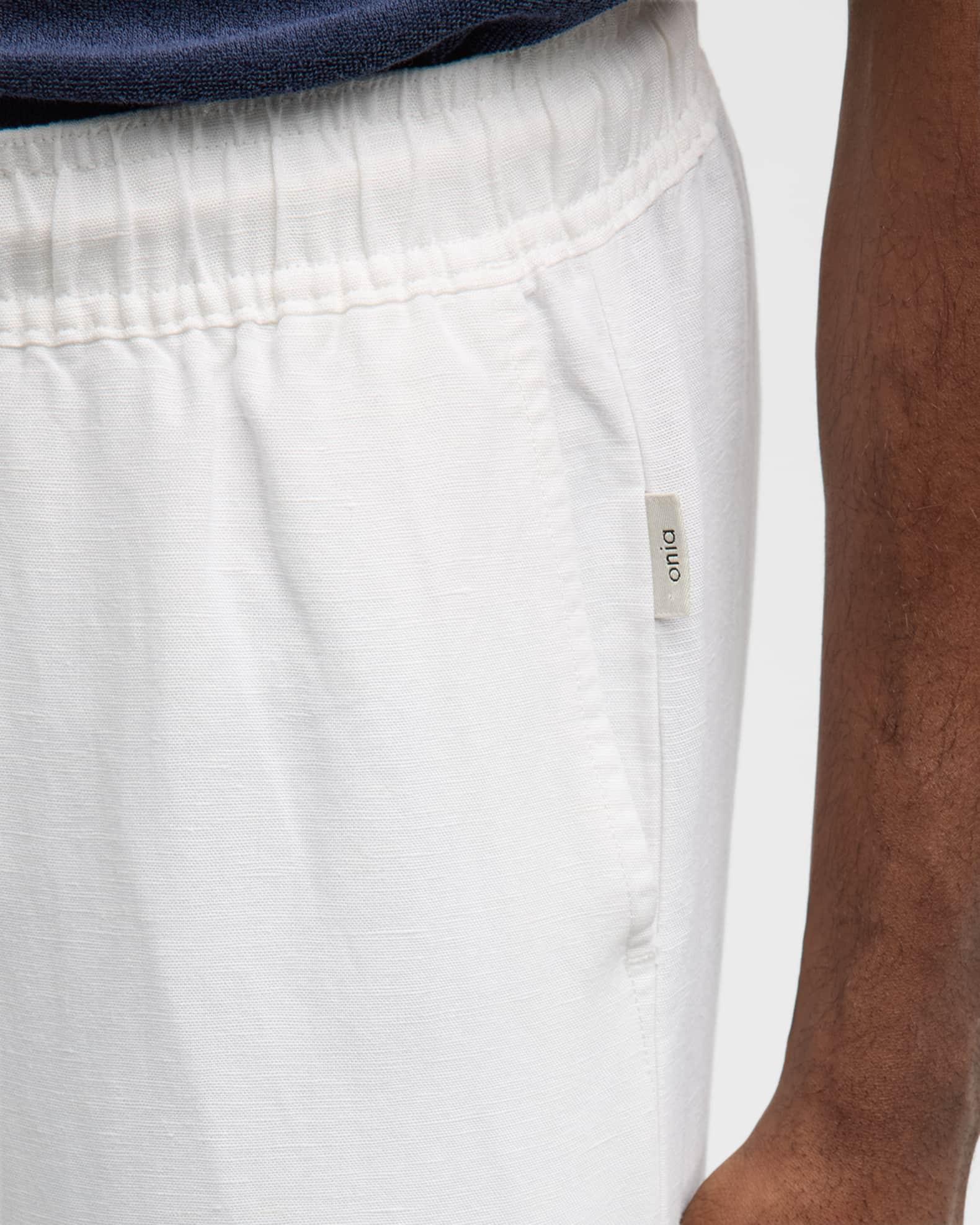 Men's Air Linen Pull-On Shorts Product Image