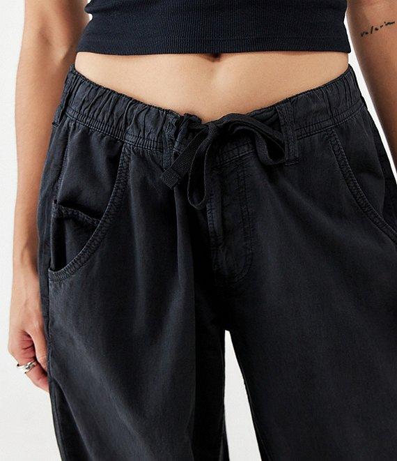 BDG Urban Outfitters Carter Low Rise Baggy Fit Cocoon Pants Product Image