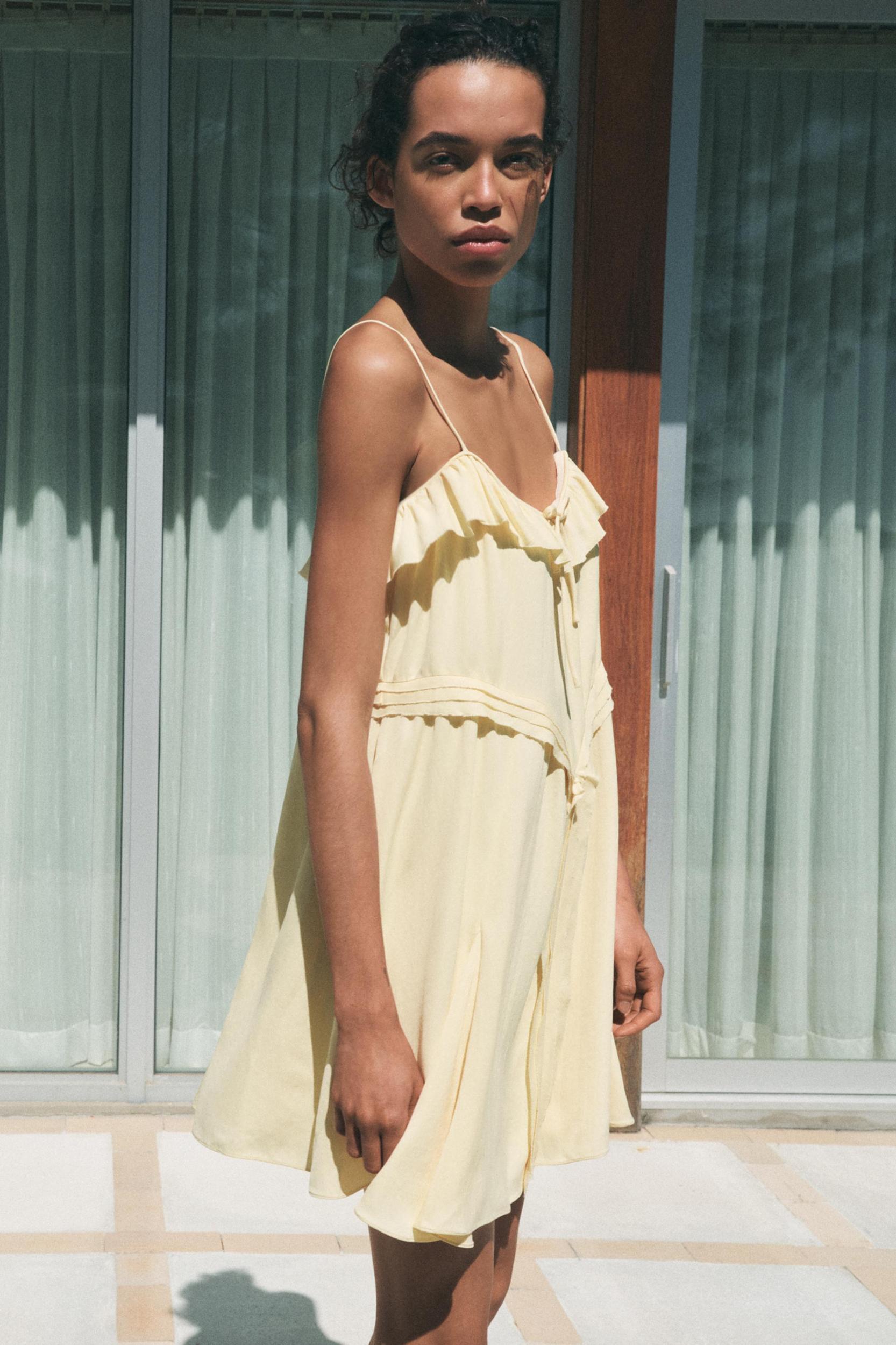 SHORT RUFFLE DRESS ZW COLLECTION Product Image