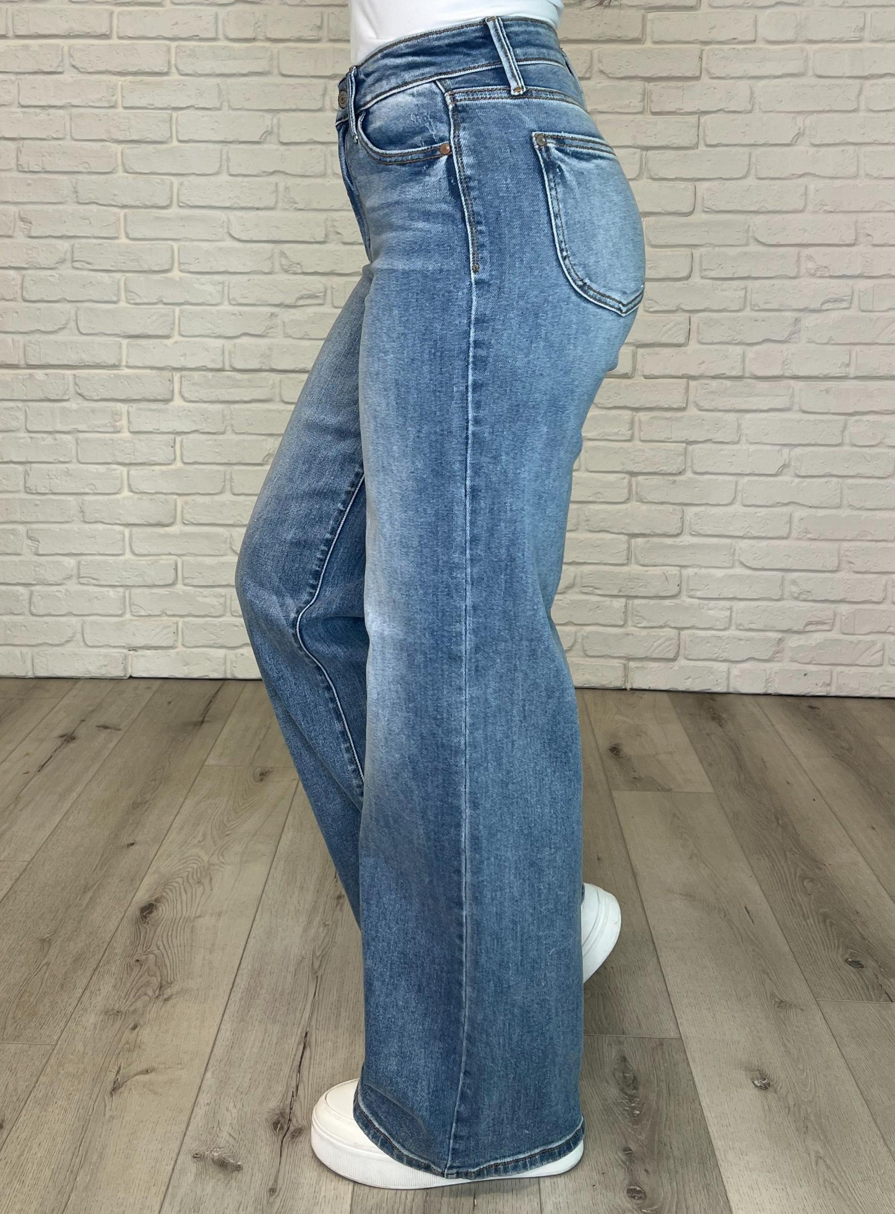 Karis High Rise Vintage Wash Retro Wide Leg (Online Exclusive) Product Image