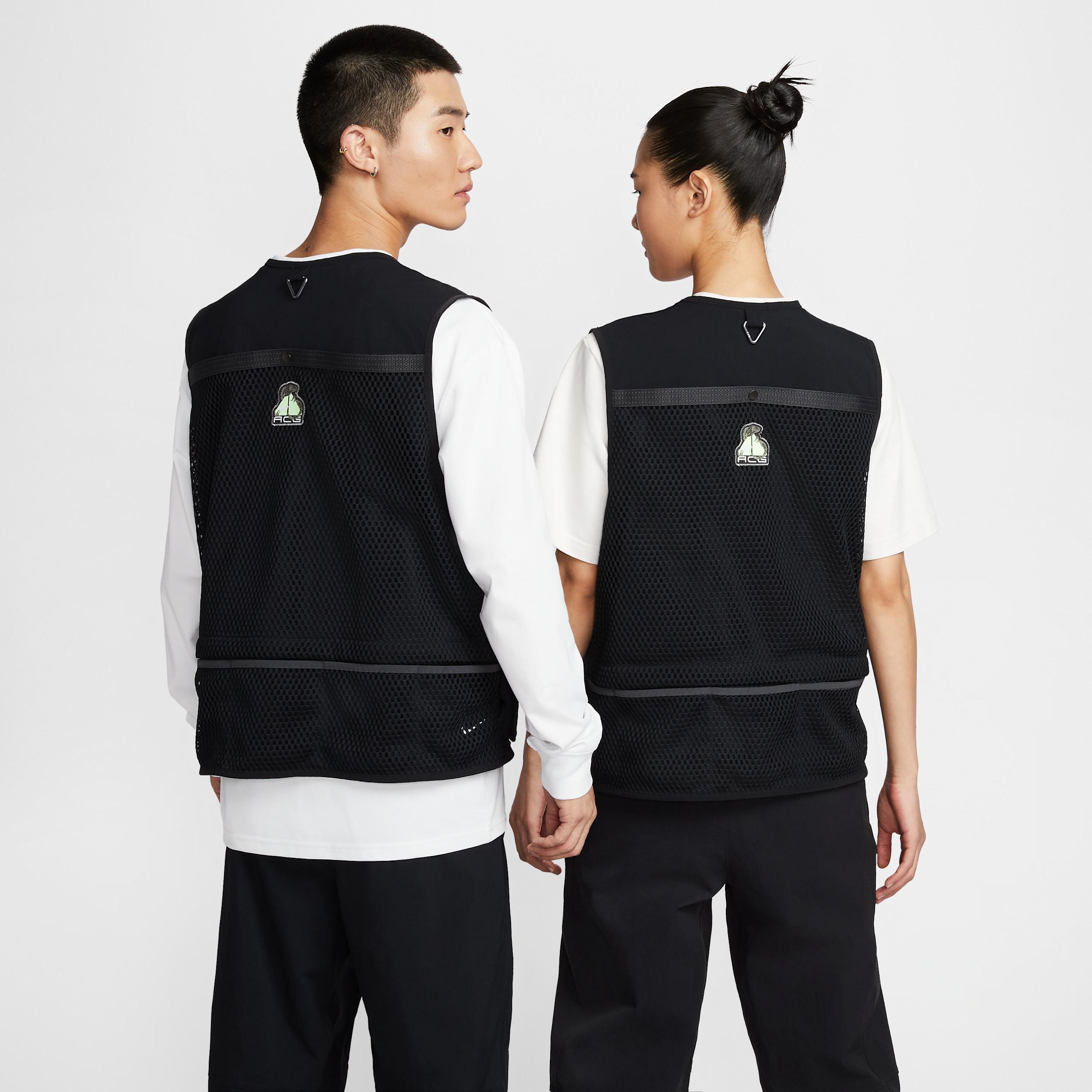 Men's Nike ACG Iguana" Vest in Black Product Image