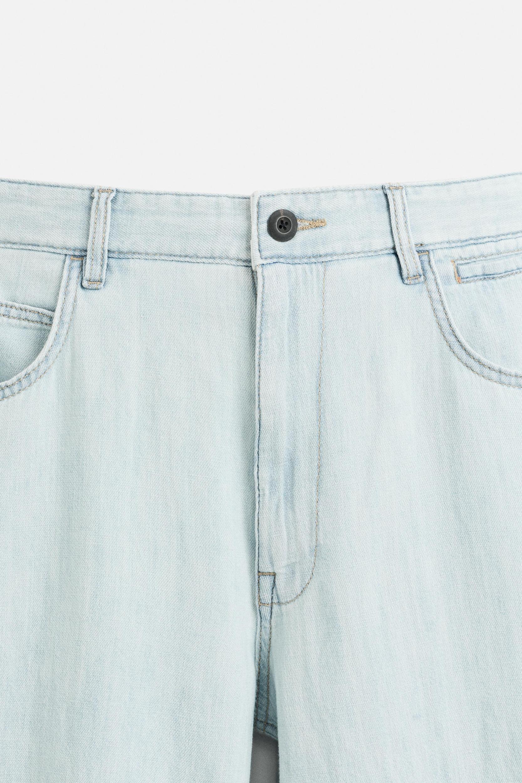 LIGHTWEIGHT LOOSE WIDE FIT JEANS Product Image