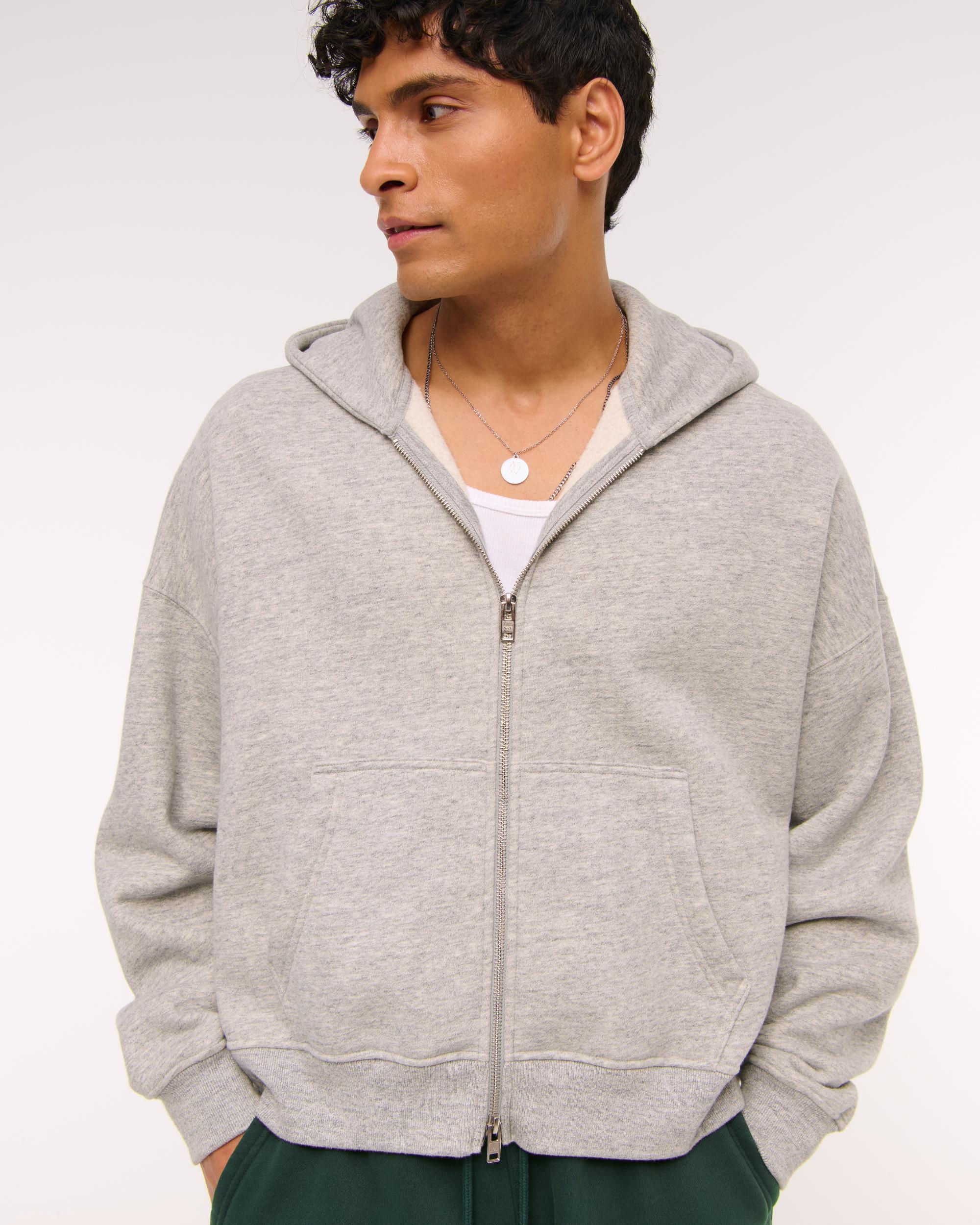 Essential Short Product Image