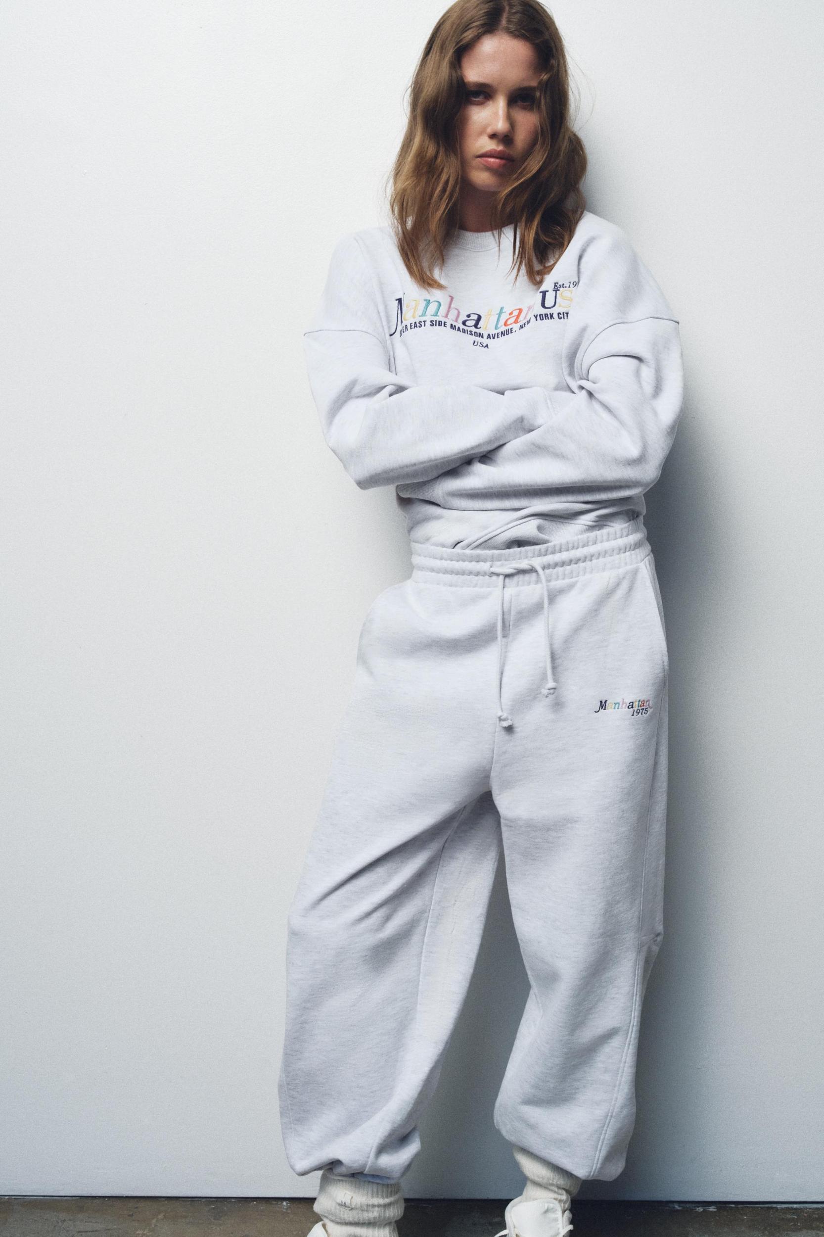 VARSITY SWEATSHIRT Product Image