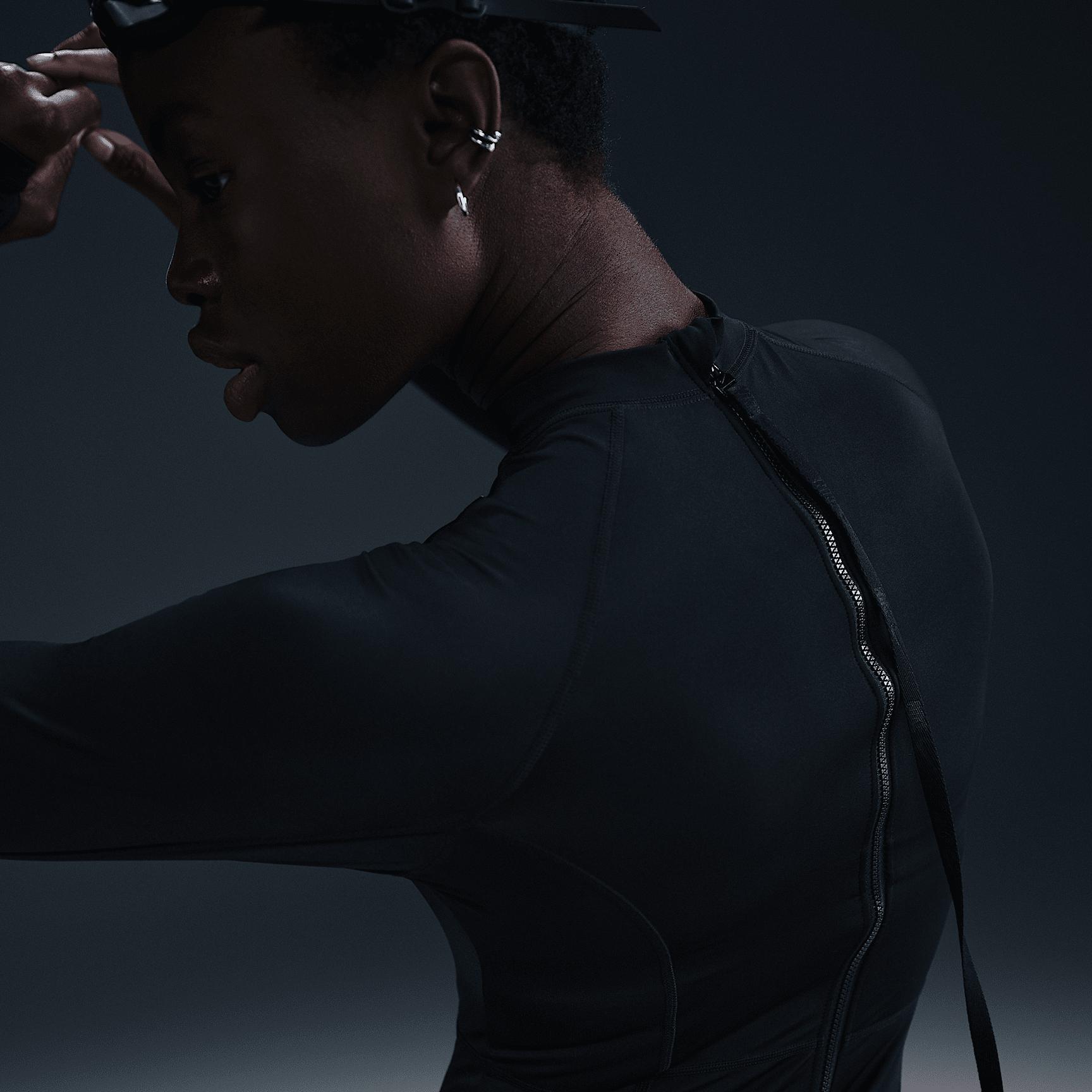 Nike Womens Swim Fusion HydraLock Long-Sleeve One-Piece (CB) | NESSF166-001 Product Image