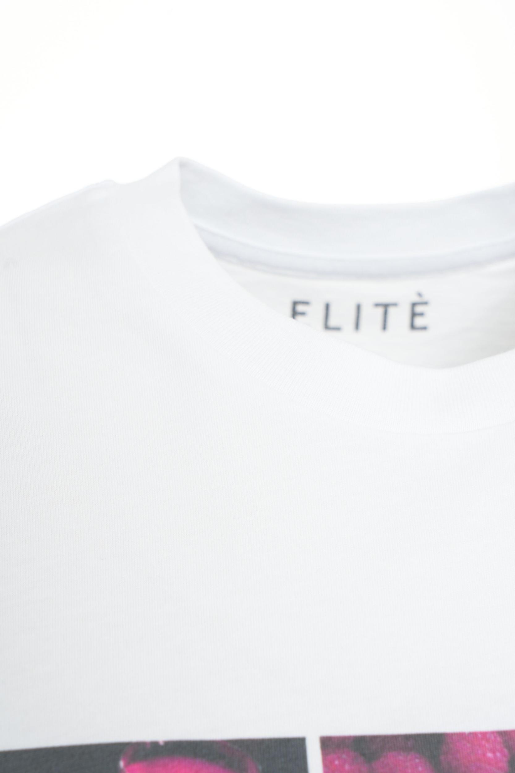 T-shirt 'Berries' Product Image