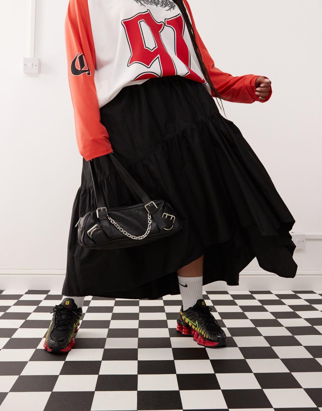 COLLUSION Plus cotton poplin midi skirt with asymmetric hem in black Product Image