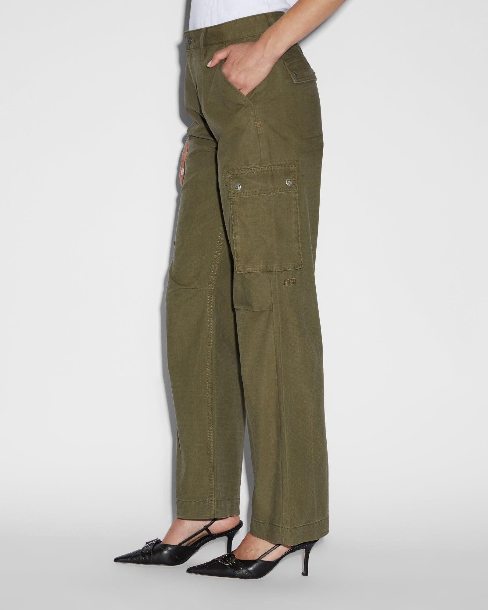 SQUAD CARGO KHAKI Female Product Image
