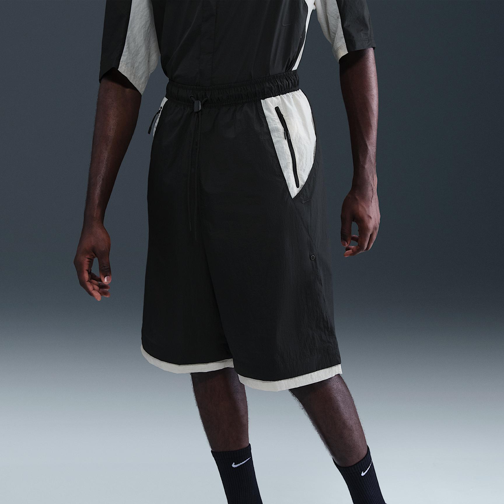 Nike Men's Tech Woven Oversized Shorts Product Image