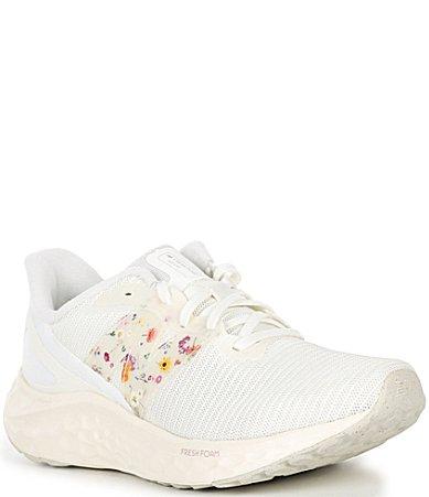 New Balance Womens Fresh Foam Arishi V4 Running Shoe Product Image