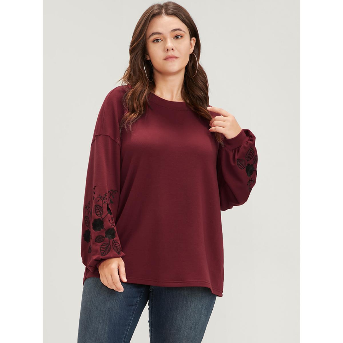 Plus Size Plain Embroidered Lantern Sleeve Drop Shoulder Sweatshirt Women Scarlet Elegant Embroidered Round Neck Dailywear Sweatshirts BloomChic 28/5X Product Image